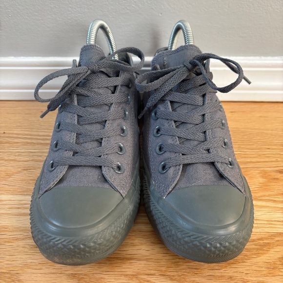 Converse Chuck Taylor Low Grey Mono Old Colorway Triple Thunder Women's 7 - Picture 1 of 10